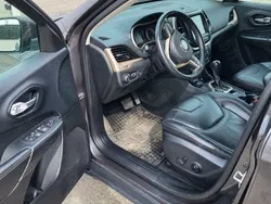 Gri Utilizat 2016 Jeep Cherokee SUV | 12.400 EUR