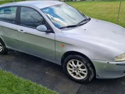 Utilizat 2002 Alfa Romeo 147 Hatchback | 400 EUR