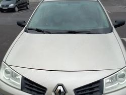 Utilizat 2007 Renault Mégane II Berlinǎ | 2.200 EUR (Preț OK)