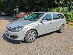 Gri Utilizat 2006 Opel Astra Break | 1.800 EUR (Preț OK)