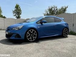 Culoarealbastru Utilizat 2013 Opel Astra GTC OPC Hatchback | 14.100 EUR
