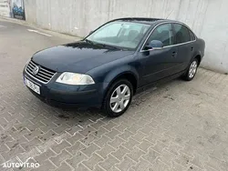 Culoarealbastru Utilizat 2005 VW Passat Comfortline Break | 2.390 EUR (Preț bun)