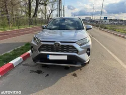Gri Utilizat 2019 Toyota RAV4 SUV | 20.899 EUR (Preț bun)