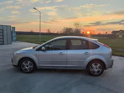 Utilizat 2007 Ford Focus Ghia Hatchback | 1.900 EUR (Preț OK)