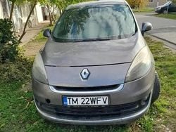 Utilizat 2012 Renault Scénic III Monovolum | 7.000 EUR