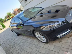 Negru Utilizat 2015 Jaguar XF Berlinǎ | 9.999 EUR (Preț OK)