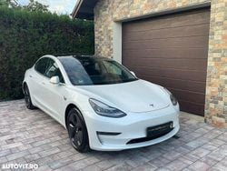 Culoarealb Utilizat 2020 Tesla Model 3 Berlinǎ | 23.500 EUR (Preț OK)