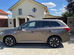 Maro Utilizat 2015 Mitsubishi Outlander P-HEV SUV | 14.500 EUR (Puțin scump)