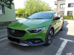 Verde Utilizat 2019 Opel Insignia Country Tourer Break | 18.900 EUR