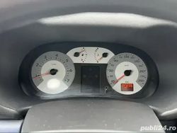 Utilizat 2009 Renault Symbol II Berlinǎ | 3.000 EUR (Puțin scump)