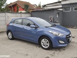 Culoarealbastru Utilizat 2015 Hyundai i30 Classic | 6.990 EUR (Preț OK)