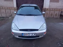 Utilizat 2000 Ford Focus Hatchback | 1.250 EUR (Preț OK)