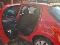 Utilizat 2008 Peugeot 207 Hatchback | 500 EUR (Super Preț)