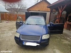 Culoarealbastru Utilizat 2001 VW Passat Break | 1.350 EUR (Preț OK)