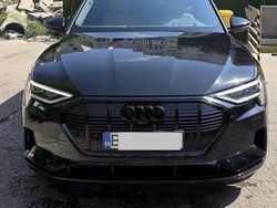 Culoarenegru Utilizat 2021 Audi e-tron Advanced SUV | 41.250 EUR (Puțin scump)