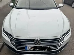 Alb Utilizat 2017 VW Arteon Elegance Berlinǎ | 17.999 EUR (Preț OK)