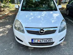Culoarealb Utilizat 2012 Opel Zafira Monovolum | 2.900 EUR (Super Preț)