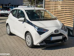 Alb Utilizat 2020 Toyota Aygo Hatchback | 10.066 EUR (Puțin scump)