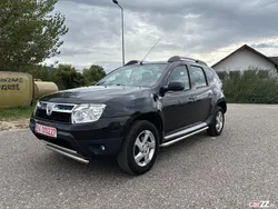 Culoarenegru Utilizat 2012 Dacia Duster Lauréate SUV | 5.900 EUR (Preț OK)