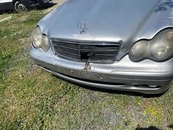 Utilizat 2001 Mercedes C220 Berlinǎ | 1.000 EUR