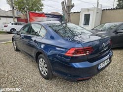 Albastru Utilizat 2021 VW Passat Trendline Berlinǎ | 18.500 EUR (Preț bun)