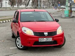 Roșu Utilizat 2010 Dacia Sandero Lauréate Hatchback | 3.690 EUR (Preț OK)