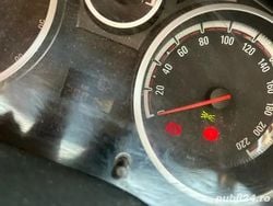 Negru Utilizat 2008 Opel Corsa | 1.600 EUR (Preț bun)