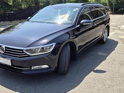 Culoarenegru Utilizat 2016 VW Passat Comfortline Break | 8.800 EUR (Preț bun)