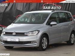 Gri Utilizat 2022 VW Touran Comfortline Monovolum | 24.990 EUR (Scump)