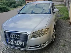 Gri Utilizat 2007 Audi A4 Berlinǎ | 2.750 EUR (Preț bun)
