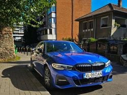 Culoarealbastru Utilizat 2019 BMW 320 M Sport Berlinǎ | 26.950 EUR (Preț bun)