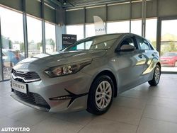 Argint Nouă 2025 Kia Ceed Best Hatchback | 21.241 EUR (Scump)