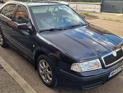 Culoarenegru Utilizat 2007 Skoda Octavia Tour Berlinǎ | 3.400 EUR