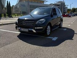 Culoarenegru Utilizat 2012 Mercedes ML350 SUV | 15.500 EUR (Preț OK)