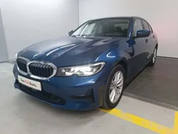 Albastru inchis metalic Utilizat 2020 BMW 320 | 28.400 EUR (Scump)