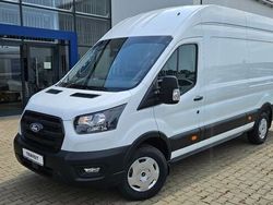 Alb Utilizat 2024 Ford Transit Monovolum | 34.933 EUR