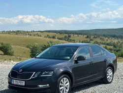 Negru Utilizat 2018 Skoda Octavia Ambition Berlinǎ | 11.400 EUR (Preț OK)