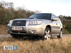 Gri Utilizat 2006 Subaru Forester SUV | 10.900 EUR
