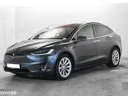 Gri Utilizat 2018 Tesla Model X SUV | 25.700 EUR