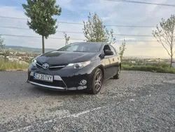 Utilizat 2015 Toyota Auris Hatchback | 12.500 EUR