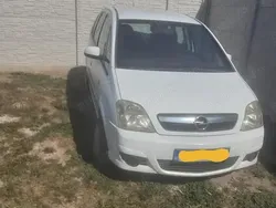 Alb Utilizat 2008 Opel Meriva Monovolum | 1.600 EUR