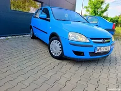 Albastru Utilizat 2004 Opel Corsa Berlinǎ | 690 EUR