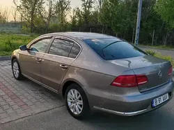 Utilizat 2011 VW Passat Berlinǎ | 7.900 EUR (Preț OK)
