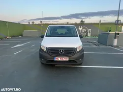Alb Utilizat 2020 Mercedes Vito Monovolum | 16.999 EUR