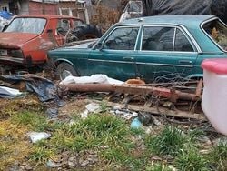 Utilizat 1979 Mercedes 240 Berlinǎ | 1.300 EUR