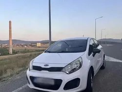Utilizat 2012 Kia Rio 2 Hatchback | 3.800 EUR