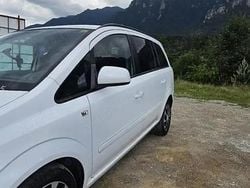 Utilizat 2011 Opel Zafira Monovolum | 3.200 EUR
