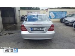 Argintiu Utilizat 2003 Mercedes C200 Berlinǎ | 3.100 EUR
