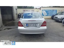 Argintiu Utilizat 2003 Mercedes C200 Berlinǎ | 3.100 EUR