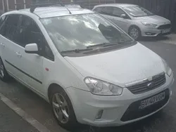 Utilizat 2010 Ford C-MAX Monovolum | 2.000 EUR